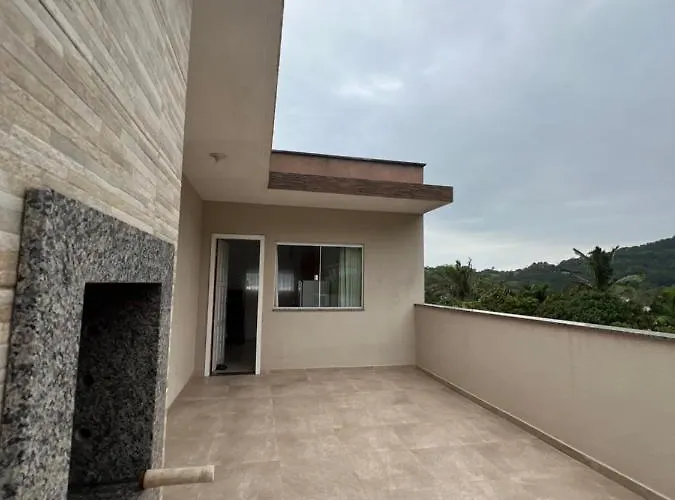 Loft No Centro De Bombinhas